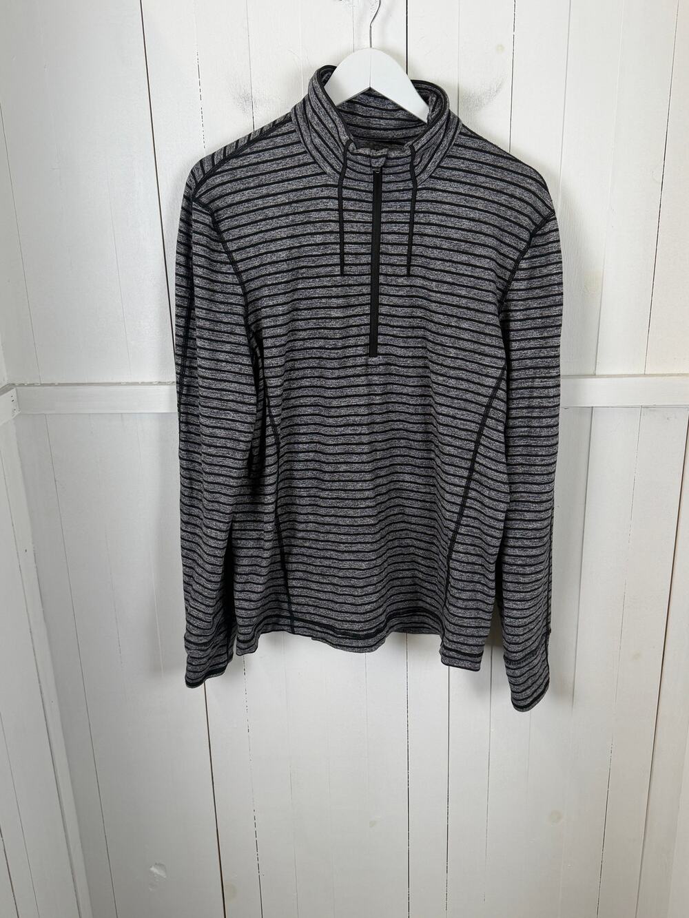 Lululemon Gray Pullover Sweatshirt Women's Size L Nylon